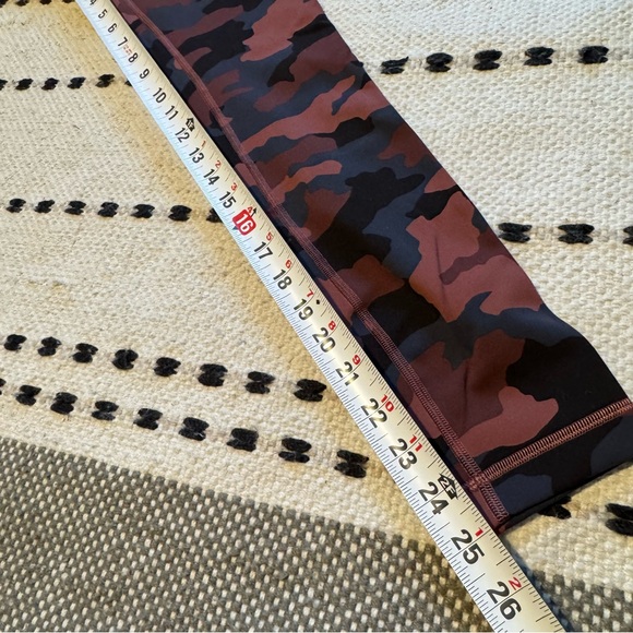 Lululemon Wunder Train Tight HR Camo 25” - Picture 6 of 9